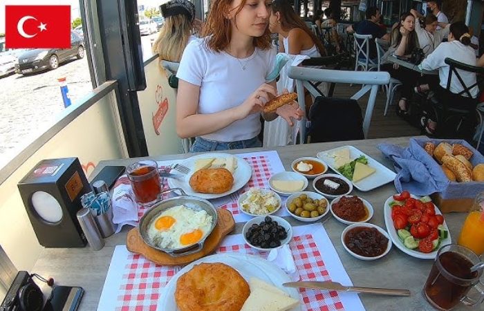 The Food in Izmir is Heavenly