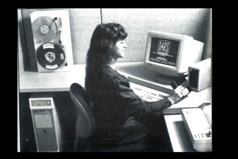 Technology In 1990 - Business Hitech